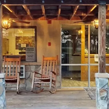 Fairbridge Inn Express